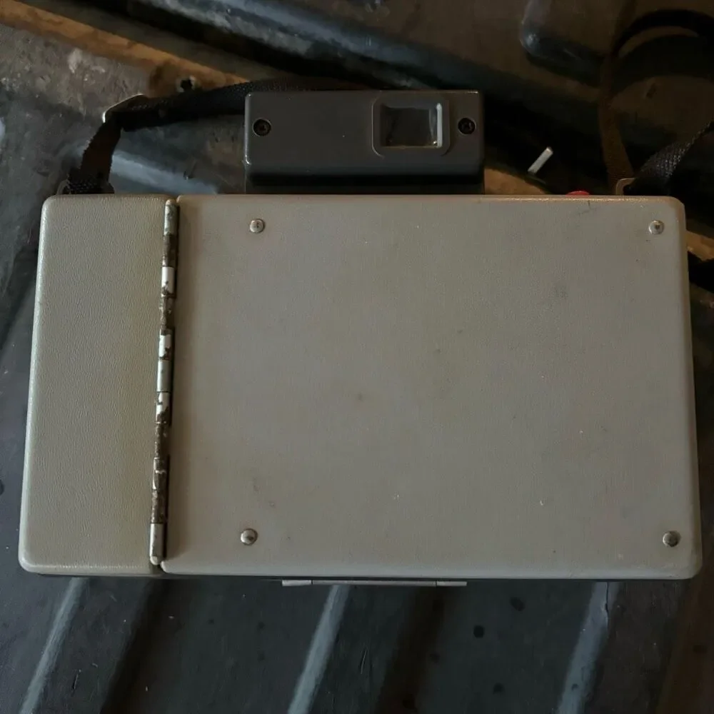 Polaroid 210 Land Camera *Not Tested*